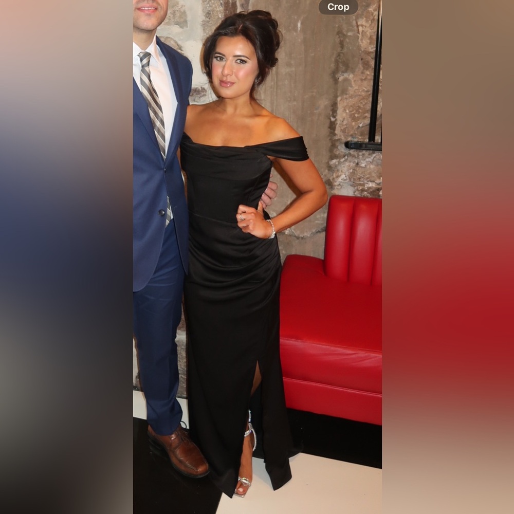 Club London Elegant Black Dress - Picture 2 of 2